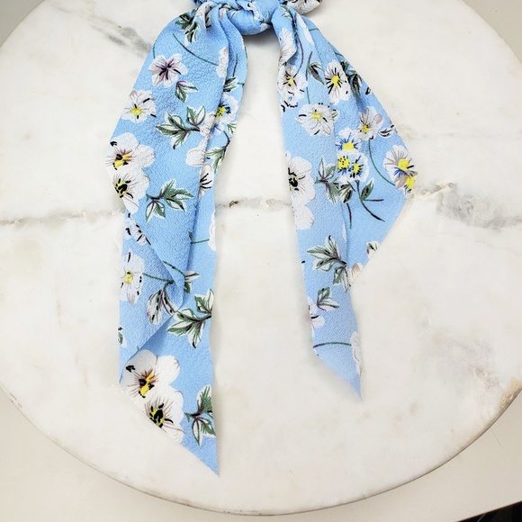 !!!!5 for $25 Blue and White Hair Scarf Scrunchies - Picture 3 of 5